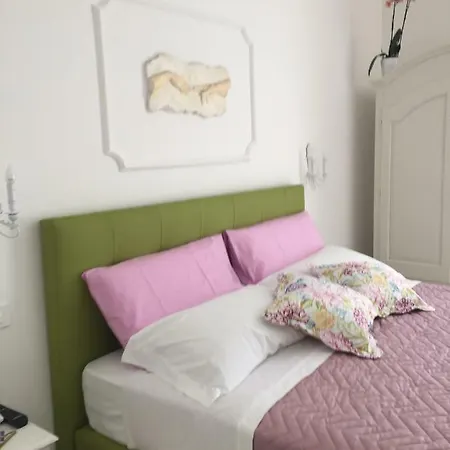 Sorrento Penthouse Bed and breakfast