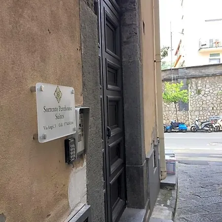 Sorrento Penthouse Bed & Breakfast 4*